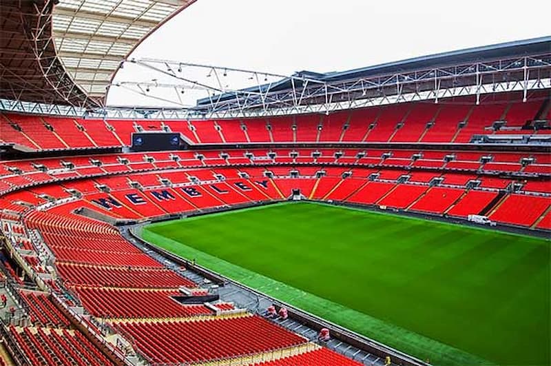 stadion sepak bola terbesar di dunia Wembley Stadium