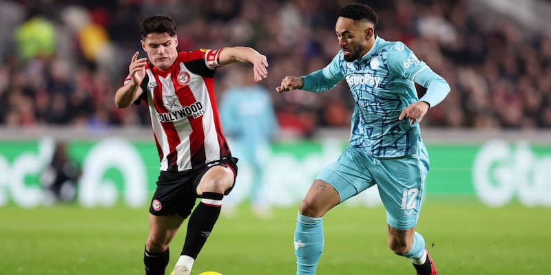 Strategi dan Komposisi Pemain: Kunci Kemenangan