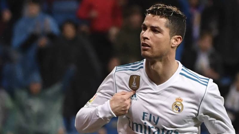 Cristiano Ronaldo (451 Gol)