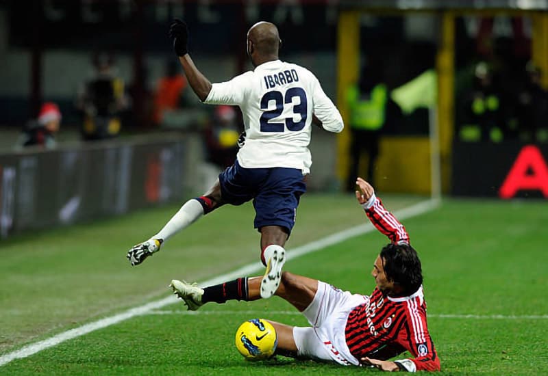 Atribut dan Skill yang Wajib Dimiliki Seorang Center Back Ideal