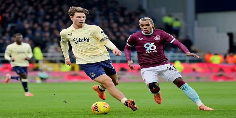Analisis Peluang dan Prediksi Skor Everton vs Burnley