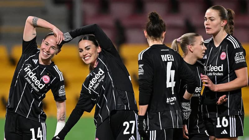 Kekuatan Hacken Wanita dan Motivasi Sejarah