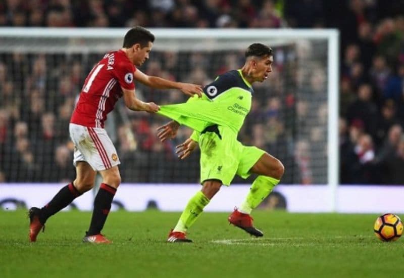 Pelanggaran Penalti dalam Sepak Bola