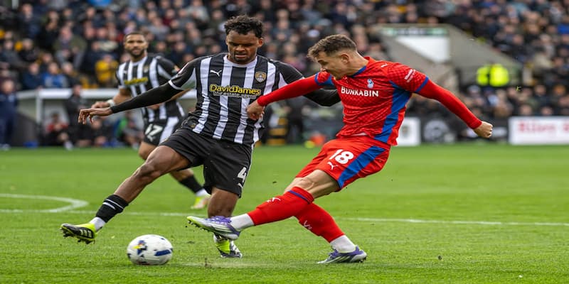 Prediksi Skor dan Analisis Pasaran Bola Oldham vs Notts County