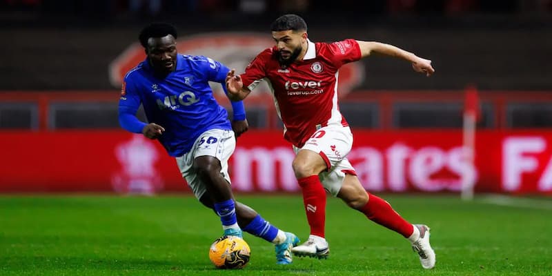 Prediksi Total Gol: Over/Under (Atas/Bawah)