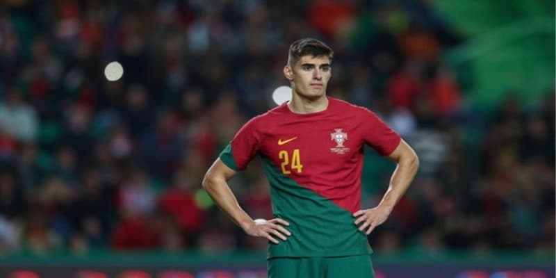 Antonio Silva (Portugal) – Benteng Kokoh Masa Depan