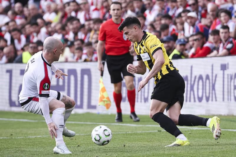 Prediksi Skor AEK Athens vs Rayo Vallecano