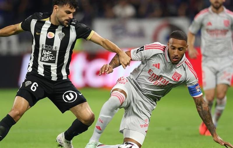 ANALISIS TARUHAN & Lyon vs Lorient