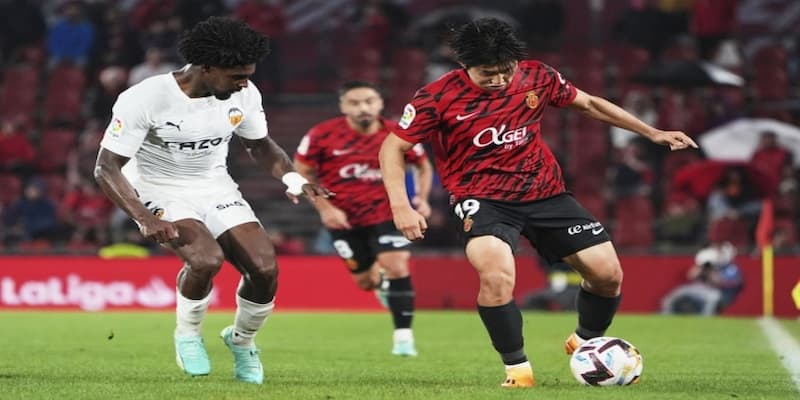 Strategi Permainan dan Analisis Total Gol (Under/Over)