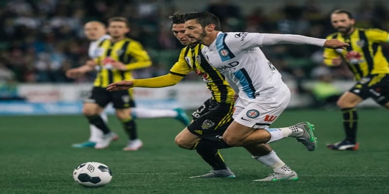 Analisis Peluang dan Prediksi Skor Melbourne City vs Wellington Phoenix