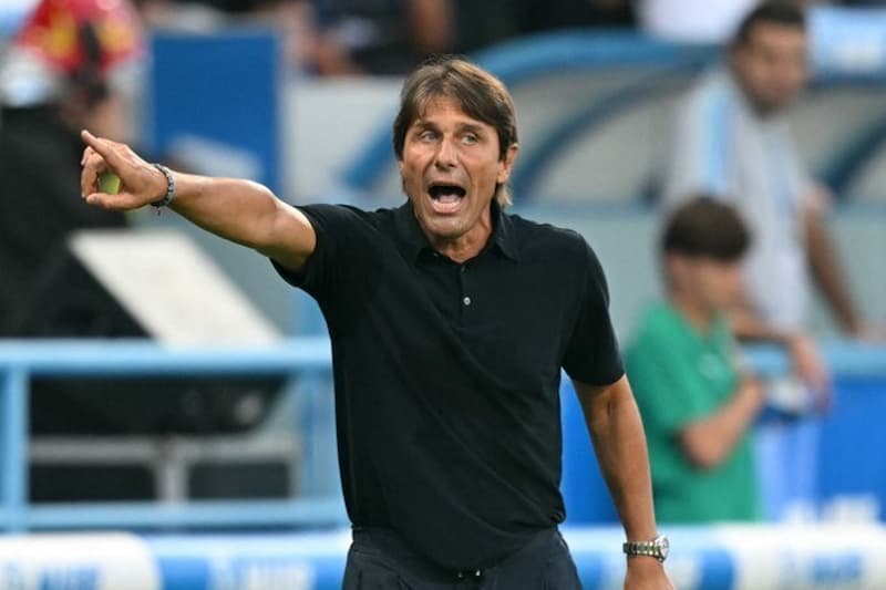 Komitmen Antonio Conte Bersama Klub