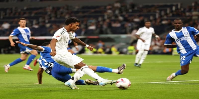 Kekuatan Ofensif Real Madrid dan Celah di Pertahanan