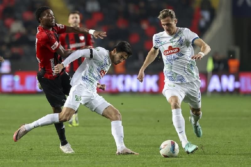 ANALISIS ODDS DAN PREDIKSI TARUHAN RIZESPOR vs GAZIANTEP