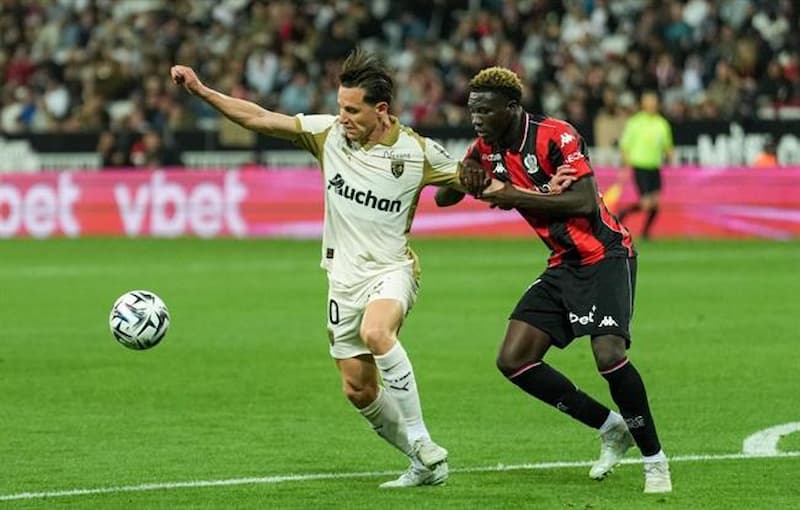 Pemain Kunci Lens vs Nantes