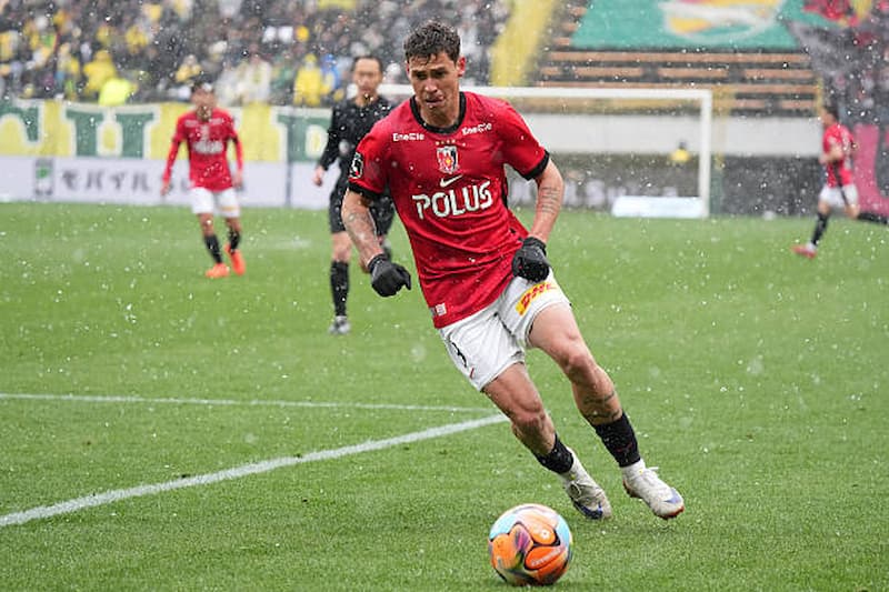 Prediksi Pertandingan Mito Hollyhock vs Urawa Red Diamonds Hari Ini
